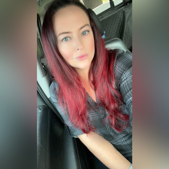 Meet your Posher, Shannon - Picture 1 of 1